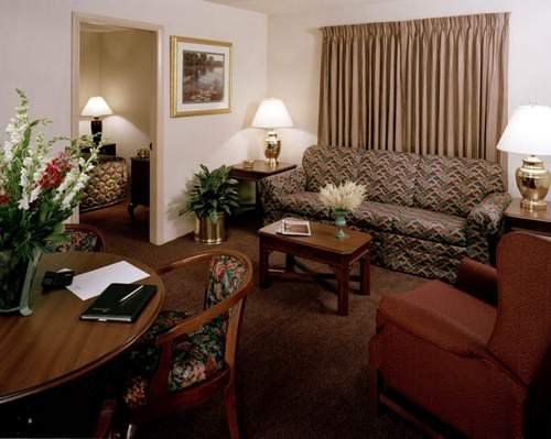 Congress Hotel & Suites Norcross Phòng bức ảnh